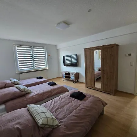 Charmantes Zimmer, Geteilte Kueche & Bad Rum i privatbostad *