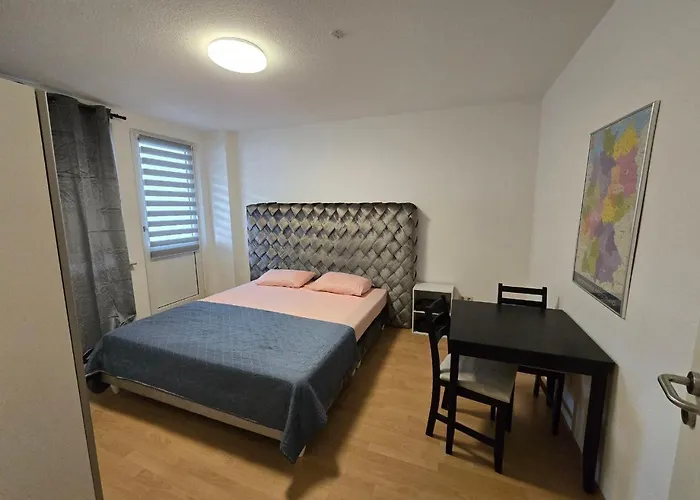 Charmantes Zimmer, Geteilte Kueche & Bad 民宿